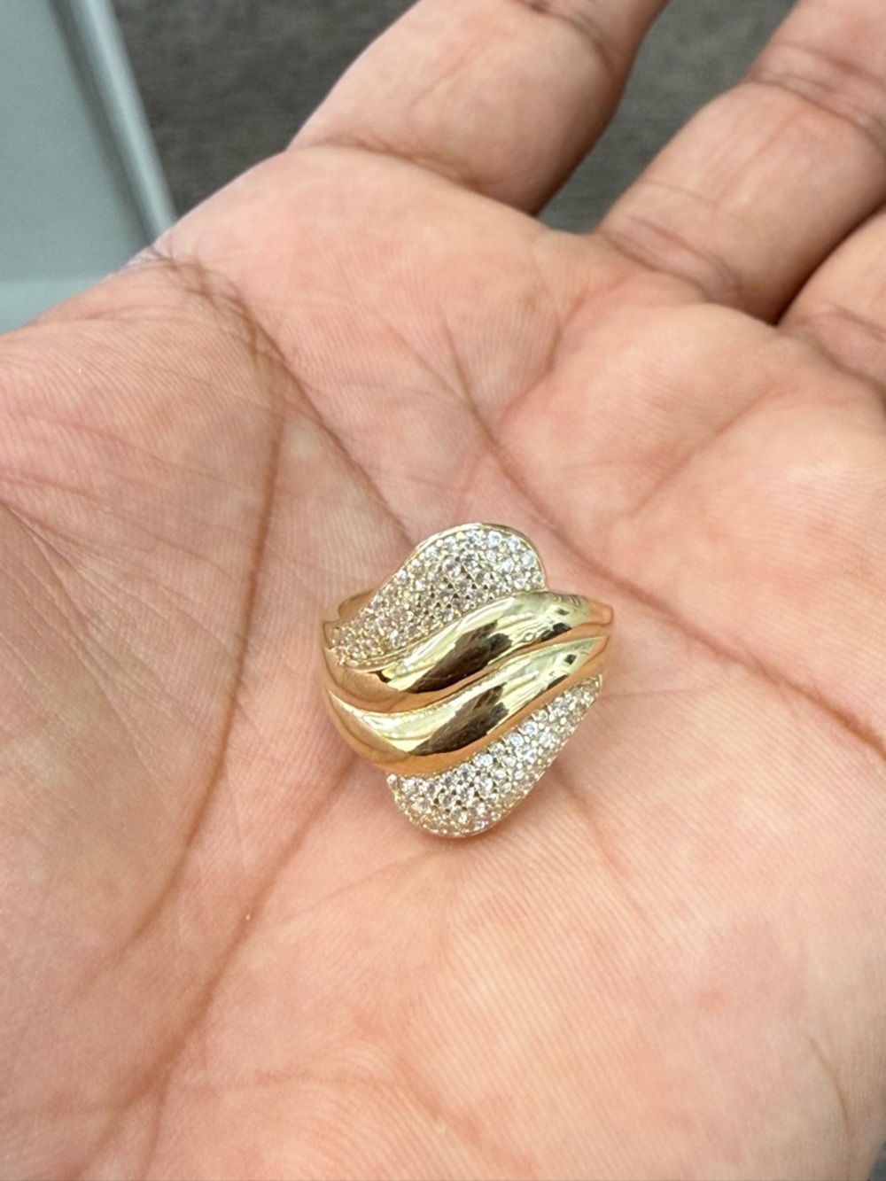 10Kt Real Gold Women’s Ring Size 7